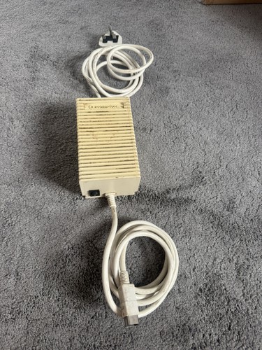 Power supply commodore amiga - supply,