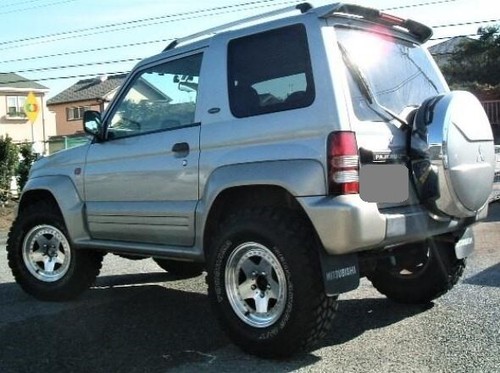 Mitsubishi pajero junior - junior, 4wd
