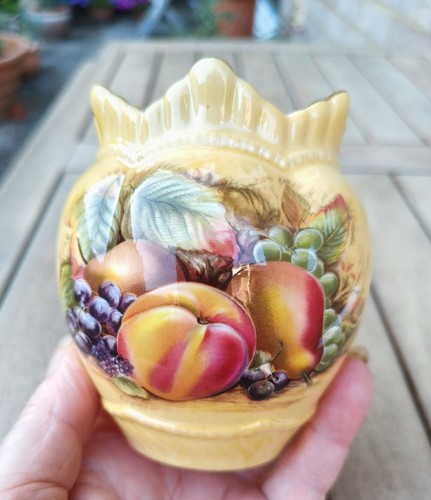 Aynsley orchard gold lidded - orchard,
