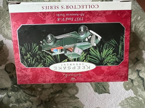 Hallmark keepsake ornament - keepsake,