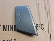 peugeot 107 citroen c1  toyota aygo Drivers  side interior door handle + bracket