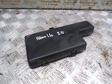 BFD077983 2014 TOYOTA HILUX D4D 2.5 FUSE BOX LID