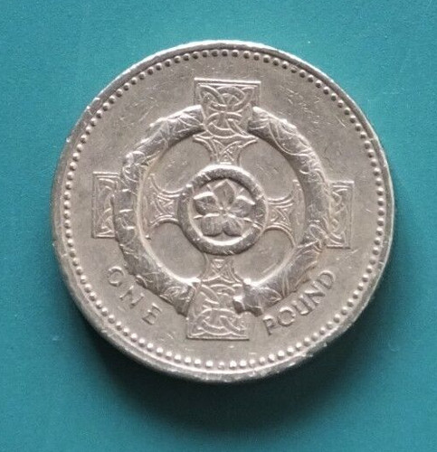 One pound coin celtic 1996 - £1,