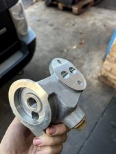 OIL FILTER ADAPTOR FOR LAND