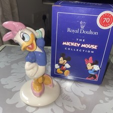 Royal Doulton DAISY DUCK Figurine MM4 70th Mickey Mouse Collection Disney + Box