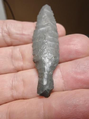 Alaskan chert drill with - chert, 2.9"