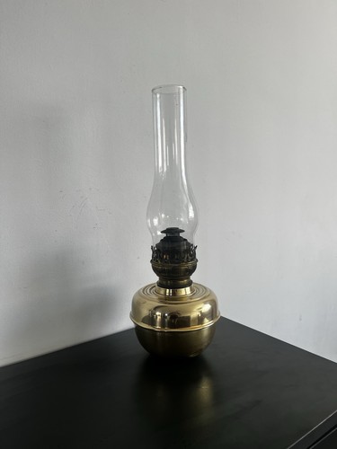 Vintage small brass oil - small,