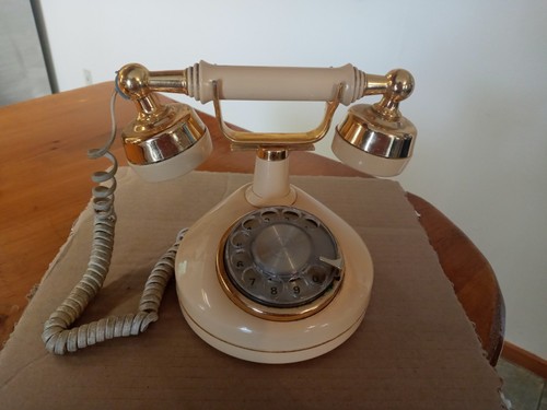 Vtg western electric phone - western,