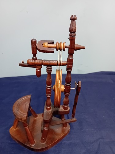 Miniature wooden spinning - miniature,