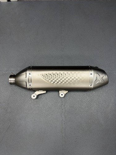 Akrapovic slip line - slip-on,
