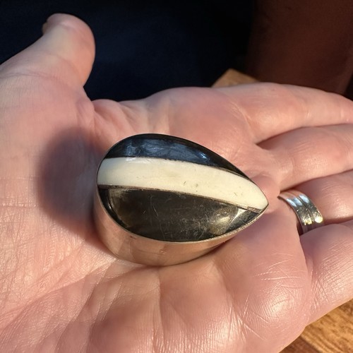Vintage teardrop pill box - teardrop,