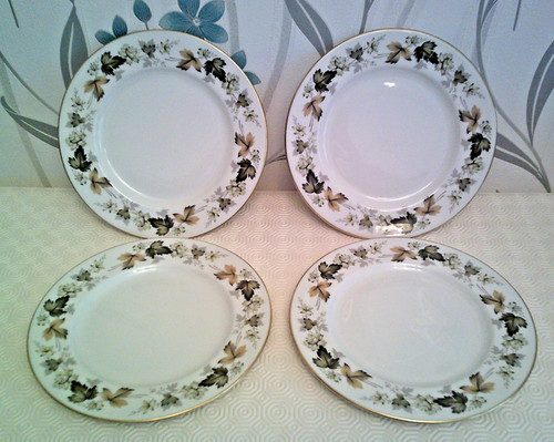Royal doulton larchmont - larchmont,