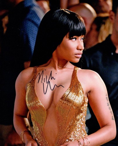 Original signed photo - original,