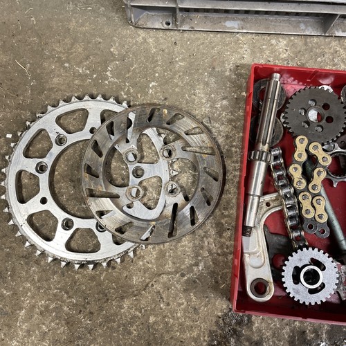 Art scrap metal - lot,