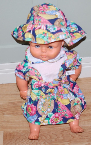 Beautiful old vintage baby - old,