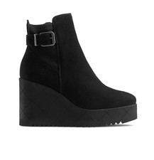 RUSSELL & BROMLEY Royalty