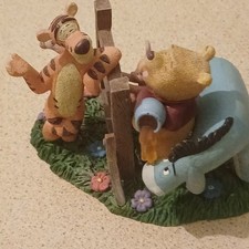Simply Pooh Figurine Tigger