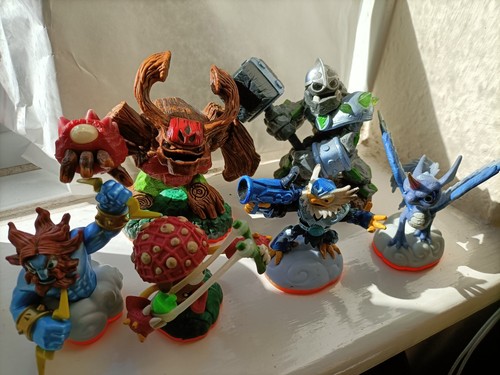 Skylanders giants figures - skylanders,