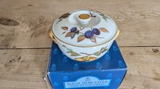 Royal Worcester Evesham Gold