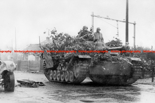 F027698 german soldiers - f027698, on