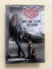 SIGNED Magnus Walker Urban