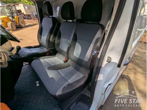 Vauxhall vivaro front - vauxhall,