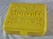 Vintage Brownies Yellow Tuck / Promise Box - 8.75" x 3" x 9.5"