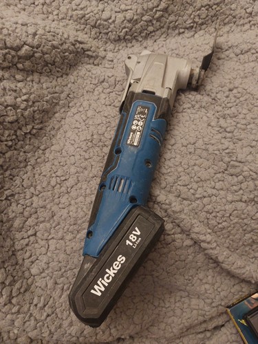 Wickes 1forall 18v cordless - 18v,