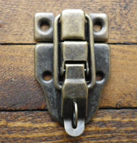 Large metal buckle - buckle, latch
