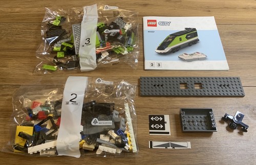Lego train 60337 - lego, front