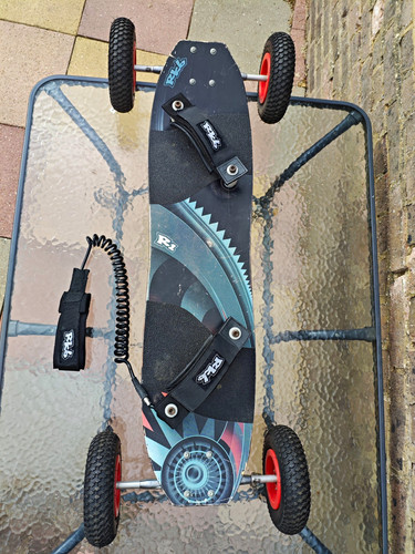 Rkb mountainboard kite - r1,