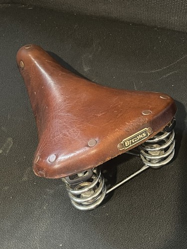 Used brooks b66 honey - s,