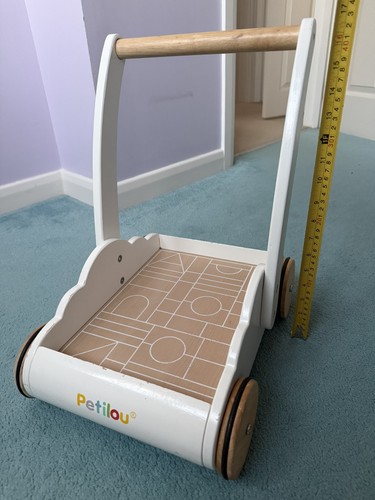 Toy van petilou wooden - le,