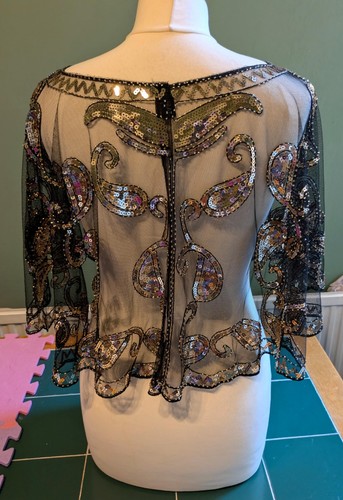 Black gold sequin - black, shawl