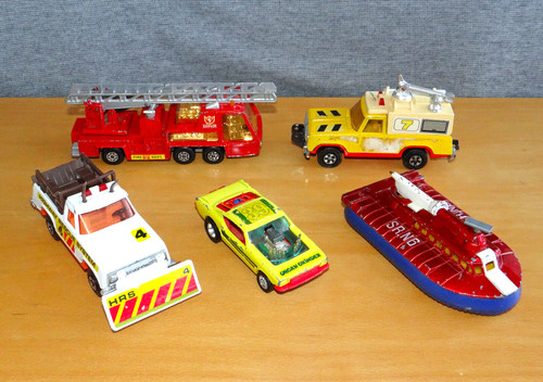 Five vintage matchbox - five, king