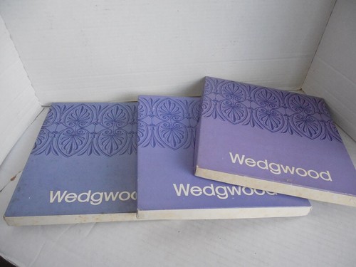Wedgewood christmas plates - wedgewood,