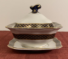 Soho Pottery Ltd Small Square Lidded Serving Dish / Tureen & Saucer 