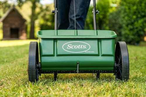 Grass seed spreader weed and - spreader,