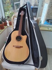 Ovation Balladeer Special S771-W Acoustic Guitar with Hard Case FAULT