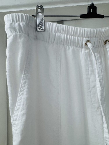 Fab white pull - pull, linen