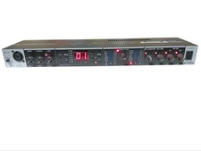 ZOOM RFX-2200 Digital Reverb Multi Effects Rack Unit 1U Tested JP