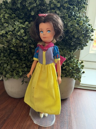 Sindy snow white dress and - dress,