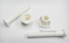 AK TOILET SEAT WHITE NYLON