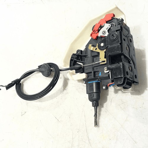 Rear door lock - rear,