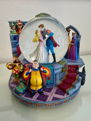 Disney sleeping beauty - sleeping,