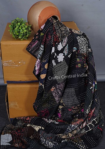 Boho bedding bedspread kantha