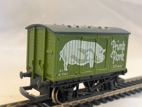 Hornby r216 gauge prime - hornby, oo