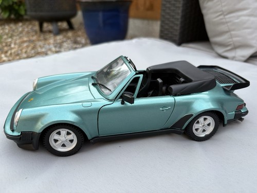 Porsche 911 convertible - 911,
