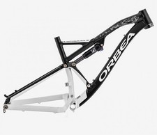 Frame Pivot Bearing Kit |