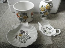 PORTMEIRION JOBLOT. SMALL VASE